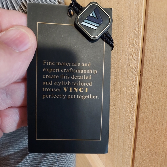 VINCI Italiana Collezione Men's Gray W/ white Pin Striped Squares, Pleated Pants - Picture 6 of 12